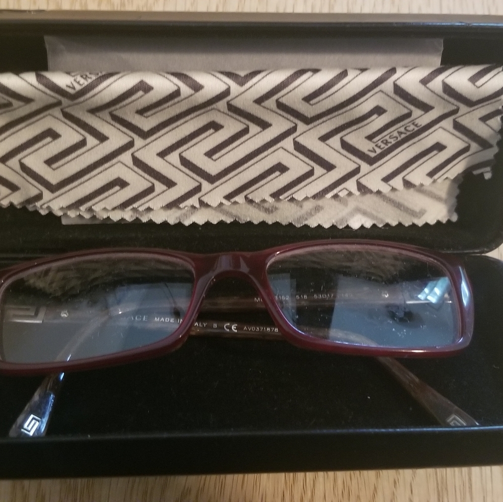 Versace prescription glasses - Picture 3 of 6